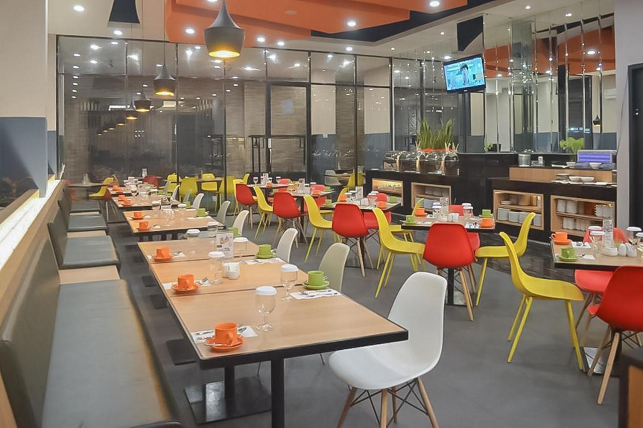Hotel Mutiara Mitra Reddoorz Padangsidimpuan Dış mekan fotoğraf