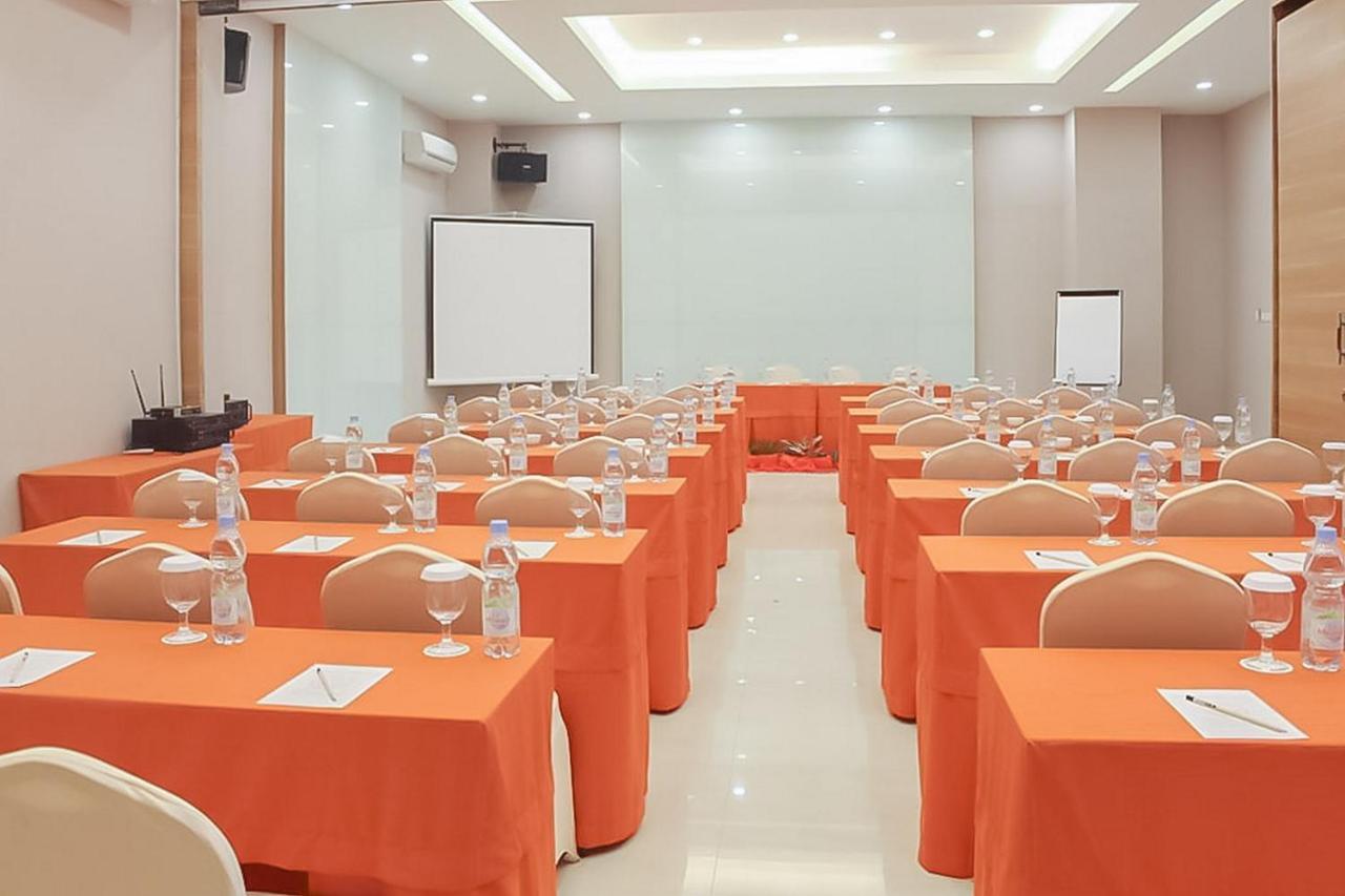 Hotel Mutiara Mitra Reddoorz Padangsidimpuan Dış mekan fotoğraf